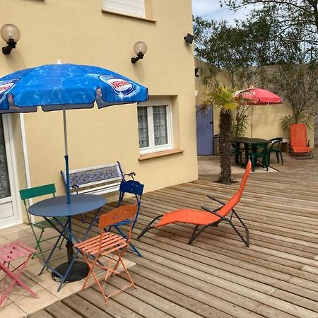 Le Robinson Bed & Breakfast Marseillan  Dış mekan fotoğraf